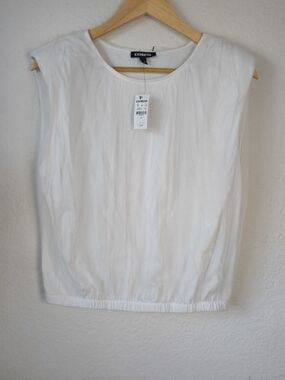 *Petite Friendly* NWT Express Sleeveless Blouson Hem Top - White